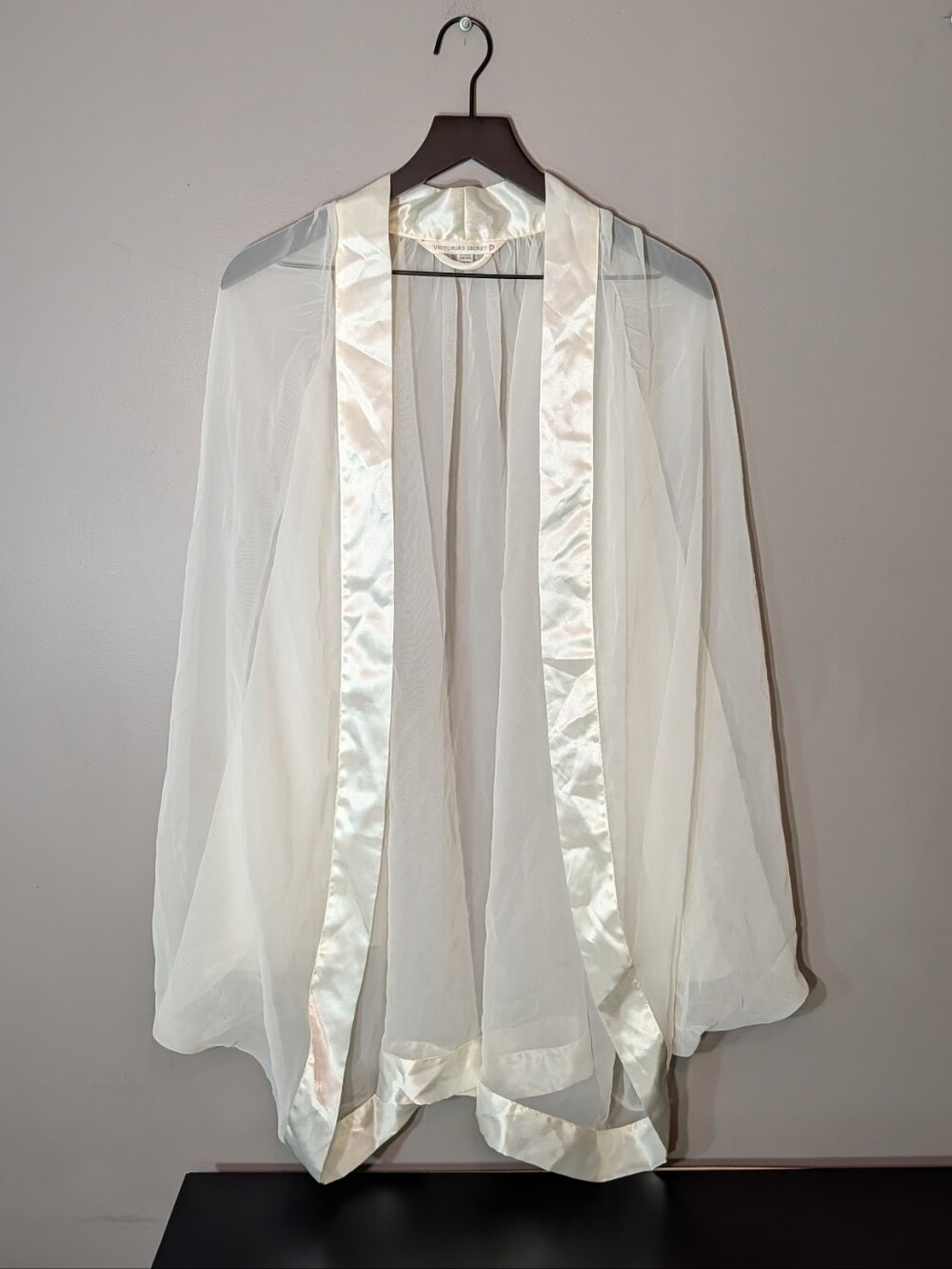 Victoria's Secret Sheer Ivory Satin-Trim Kimono Robe Vintage